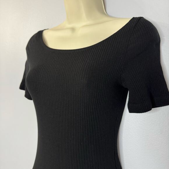 Reformation  Black Ribbed Knit Scoop Neck Short Sleeve Dress Sz S - Picture 6 of 11